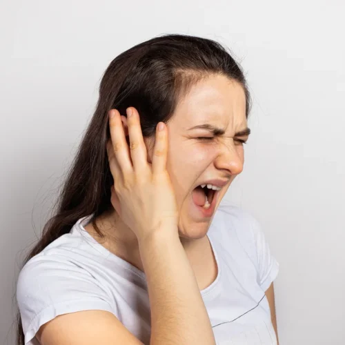 ثقب طبلة الأذن